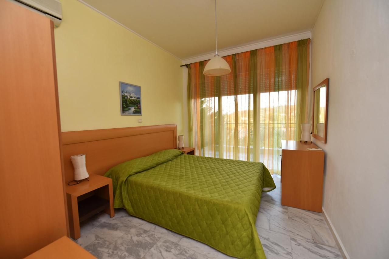 Olympic Kosma Hotel & Villas - Hanioti Bagian luar foto